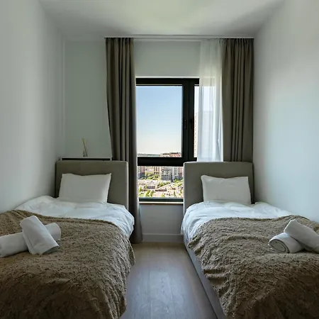 4 Bedroom Luxury With Park & River View Daire Belgrad