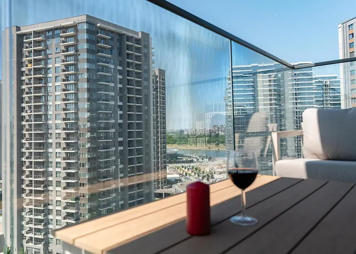 Apartmán 4 Bedroom Luxury With Park & River View