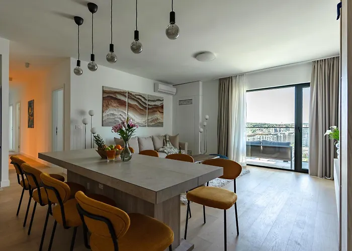 Apartmán 4 Bedroom Luxury With Park & River View *