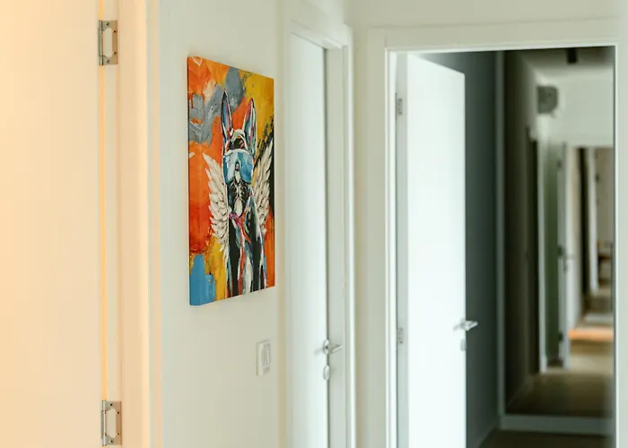 4 Bedroom Luxury With Park & River View