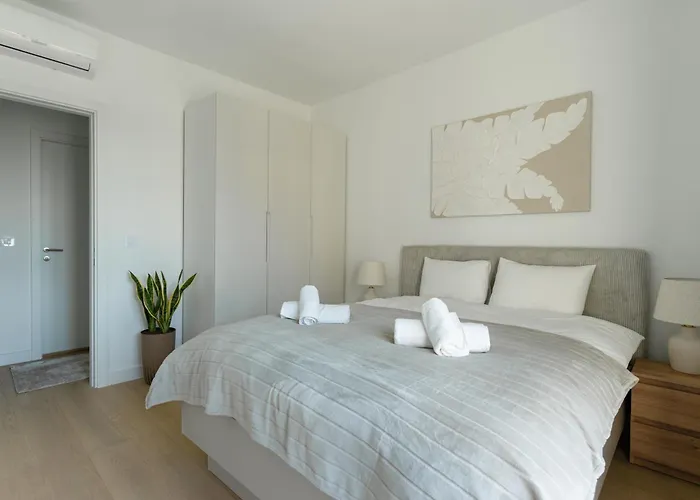 Apartmán 4 Bedroom Luxury With Park & River View