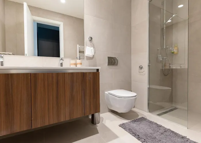 4 Bedroom Luxury With Park & River View Bělehrad