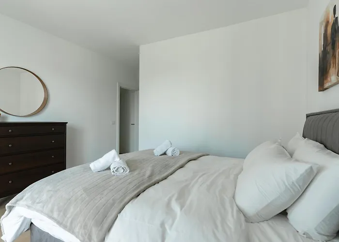 4 Bedroom Luxury With Park & River View Bělehrad